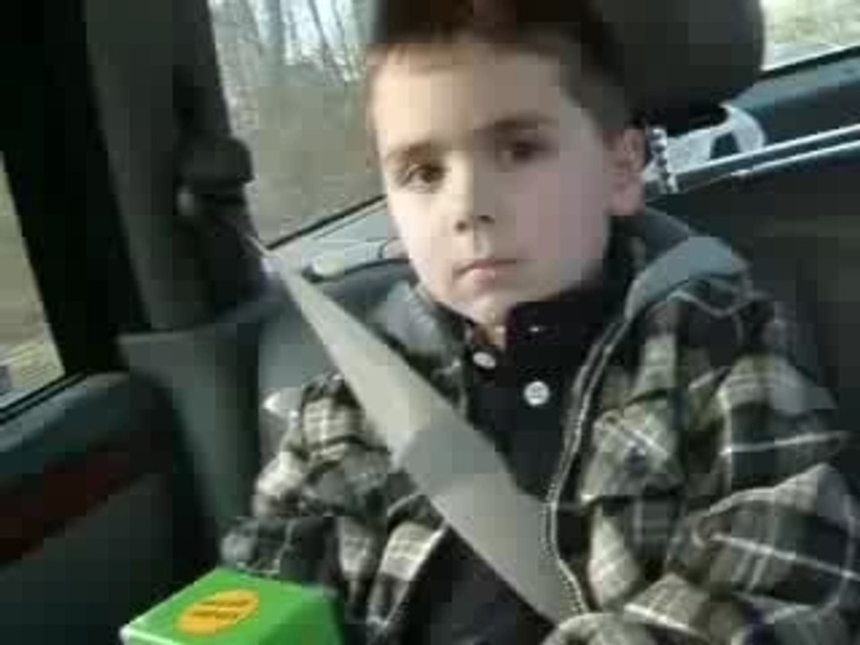 ANDREW SINGS AKON - LONELY by Alberto