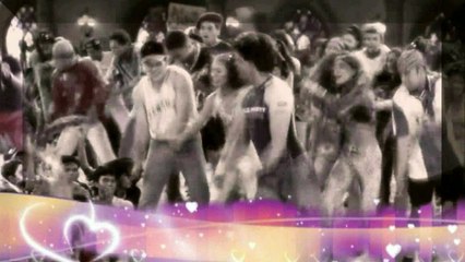 Happy Valentine's day! #ValentinesWithSRK [ @iamsrk #SRK ]