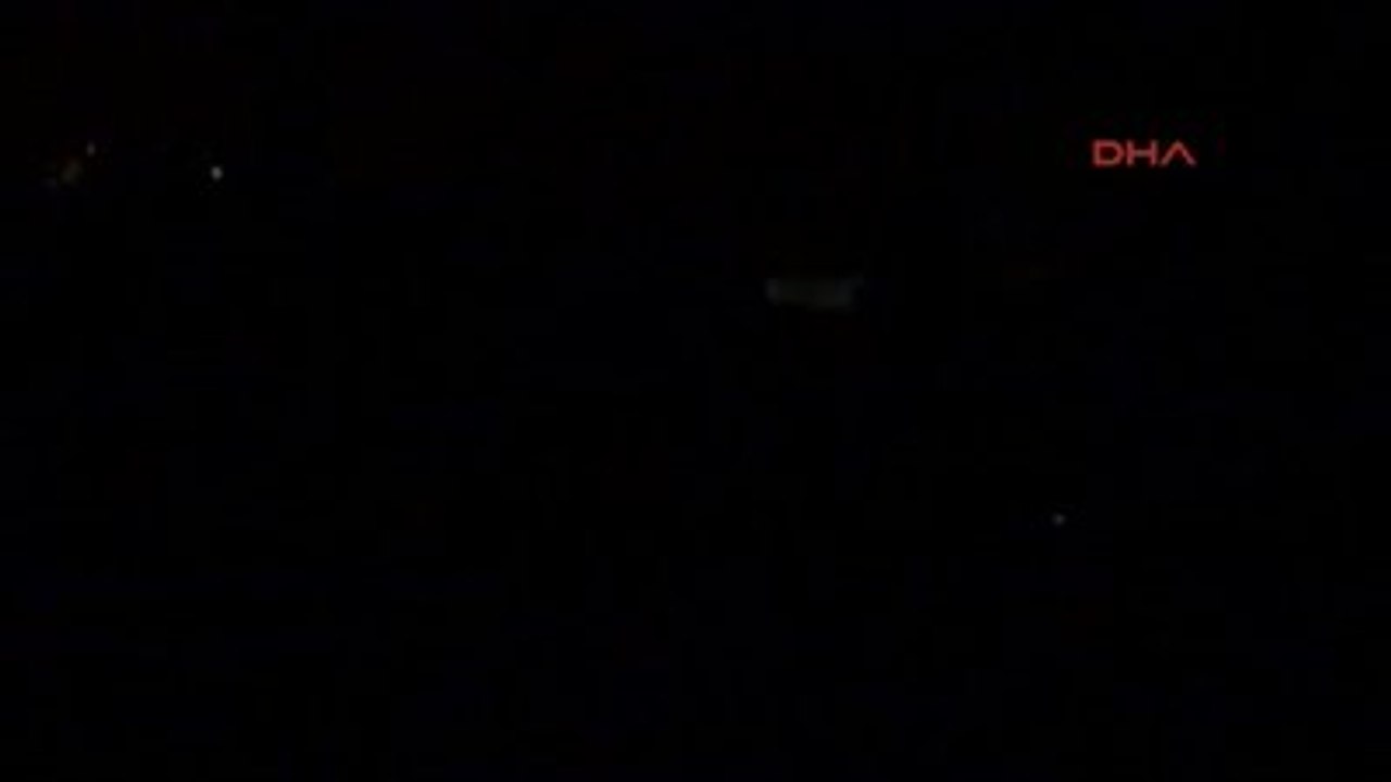 Şırnak - Pkk, Polis ve Asker Lojmanlarına Taciz Ateşi Açıp, Zırhlı Araca El Yapımı Bomba Attı