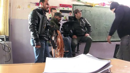 فنانون سوريون يستوحون اعمالهم من انقاض مدينة حمص القديمة