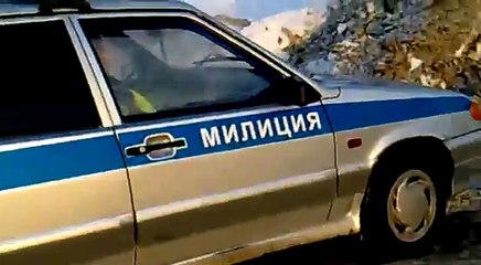 dont be asking stupid questions to russian police on their lunch break