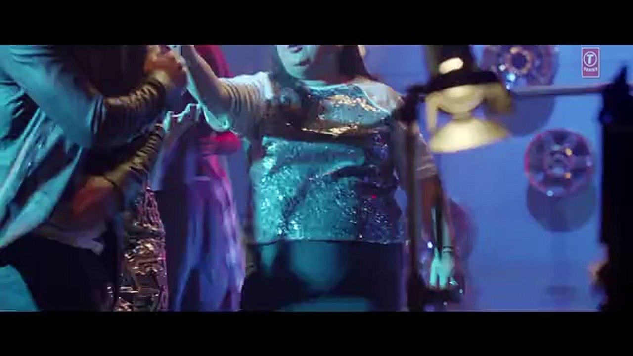 Akkad Bakkad - Sanam Re 2016l