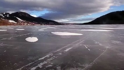 Катание на коньках с бензопилой