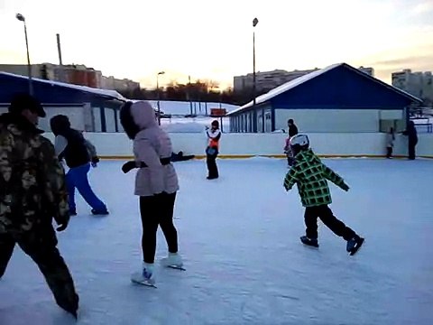 Катание на коньках часть 1 Serge