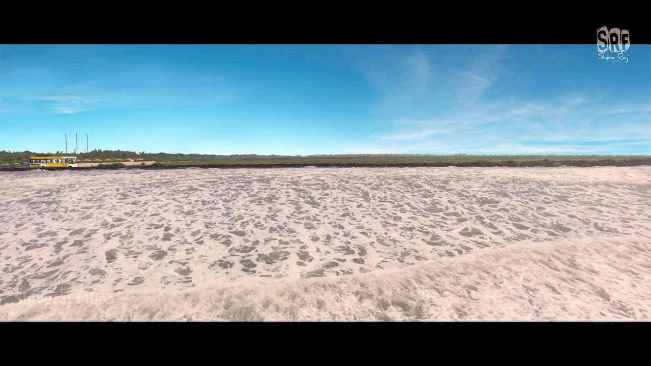 Jayammu Nischayammu Raa Telugu Movie _ Video Poster _ Poorna _ Srinivas Reddy