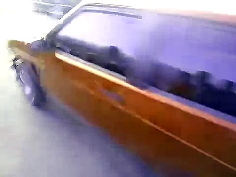 Уличные гонки ваз 2109 против БМВ 5, тазы валят.webm