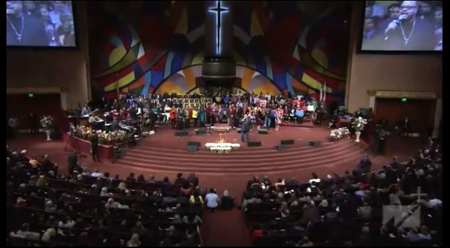 Fred Hammond Oh Give Thanks at Pastor Andrae Crouch Celebration of Life Concert