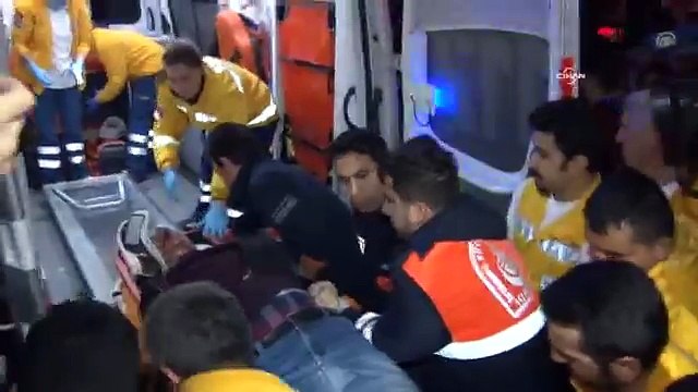 Metrobüs yolunda feci kaza