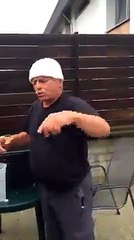 On Kere İzledim Yine Gülmekten Öldüm