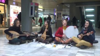 Üsküp'ün Sokak Müzisyenleri