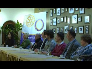 Lajme - Klubi Rotarian Gjakova Çabrati mirënjohje për Jusif Buxhovin