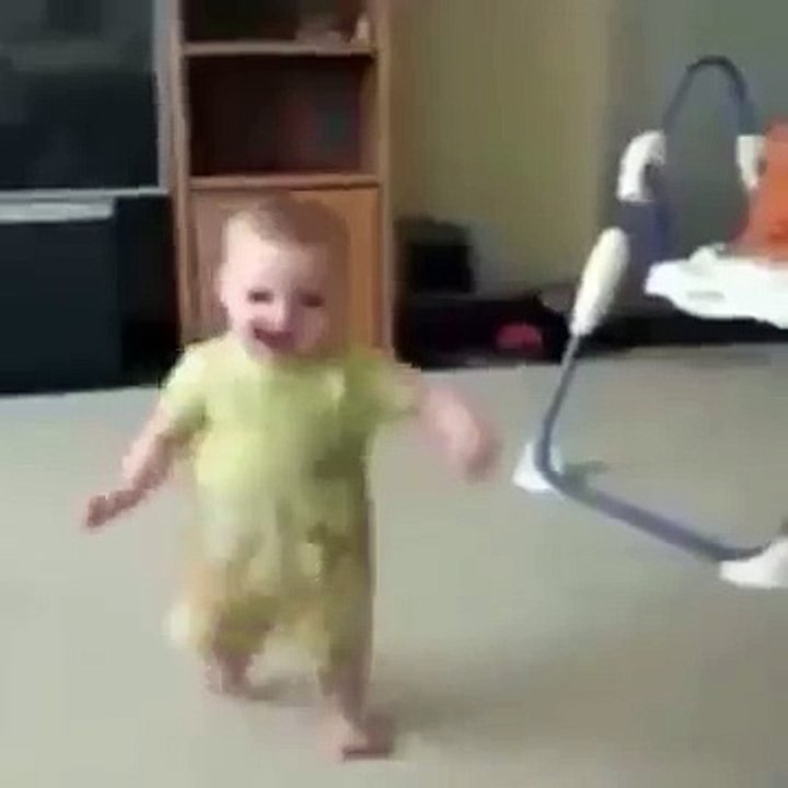 Bebeklerin şansız ANLARI _) (Unlucky babies)