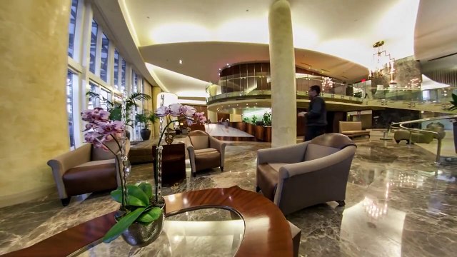 Роскошь класса люкс в Трамп Палас, Санни-Айлс-Бич, Флорида