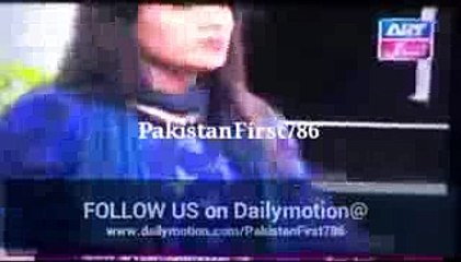 Pakistani Hot Girl perform Sexy Yoga in a Live TV Show- Must Watch!