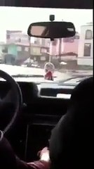 Baba ile kızın diyalogları sebebi neydi ki :)