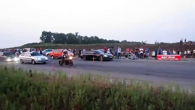 Уличные гонки на мото и авто, автошоу 2014