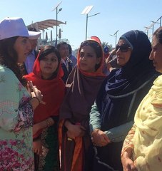 Aseefa and Bakhtawar Bhutto Zardari playing cricket