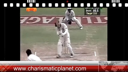 Waqar Younis Killer Blow to Earns First Pakistan Test Win Against South Africa