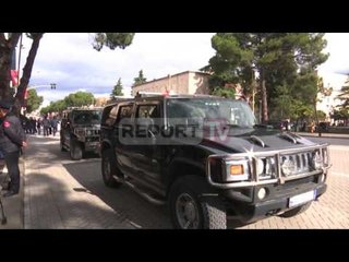 Report TV - Vizita e Kerry nën masa sigurie ai takon edhe qytetarët e Tiranës