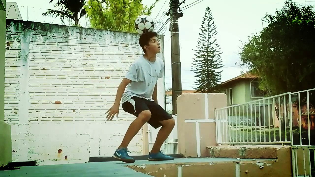 Freestyle Football Traning Clips