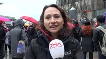 Köln'lü Kadınlar da Taciz ve Tecavüzleri Dansla Protesto Ettiler