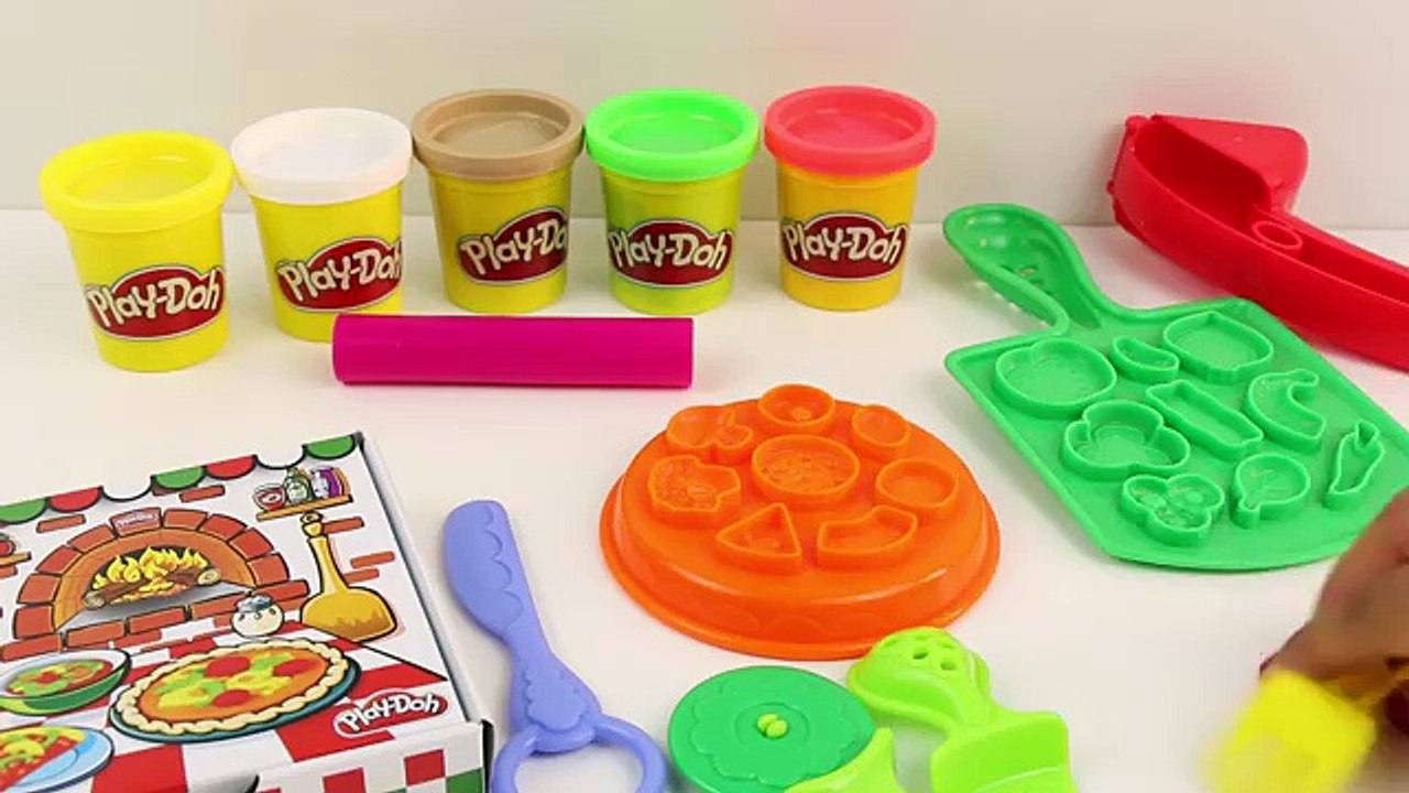 Hasbro Play Doh Pizza party toy set to make dough pizza for kids