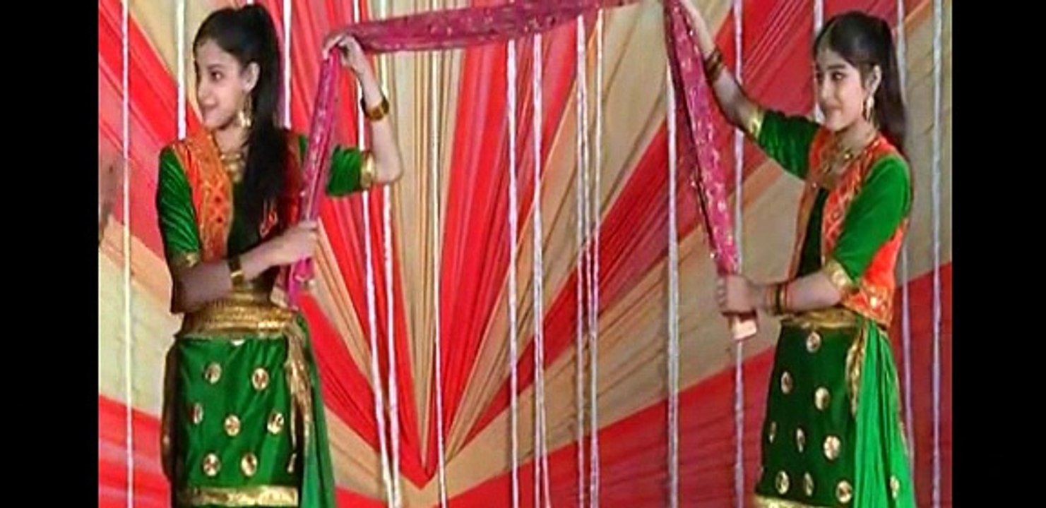 Modern Bhangra By Punjabi Girls