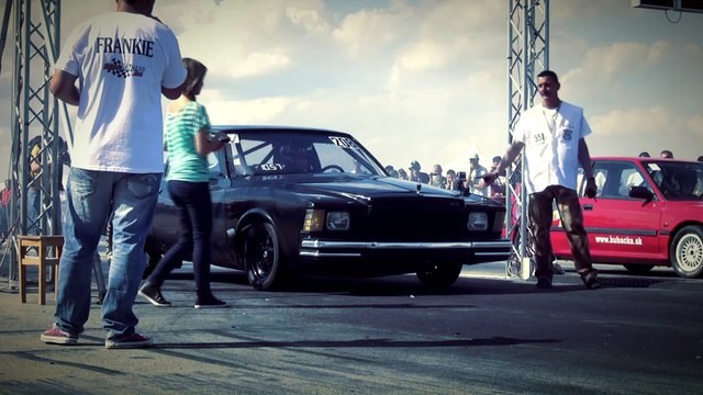 Chevrolet Monte Carlo V8 Vs. Honda Civic 4. Gen Turbo Drag Race HD