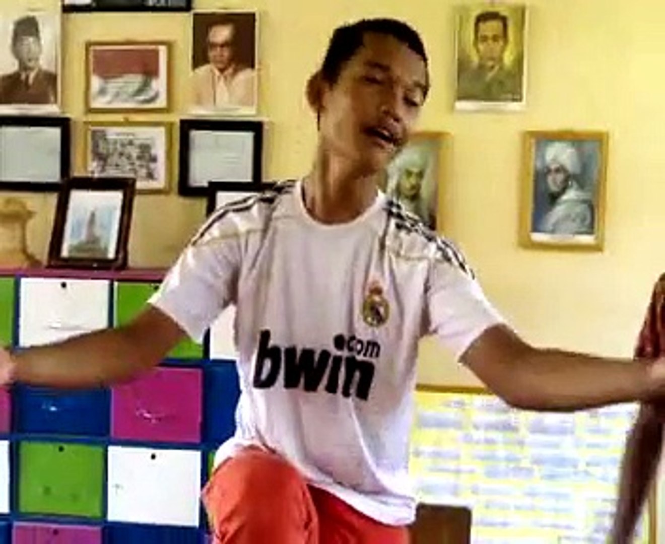 6700 Koleksi Hantu Joget Dangdut Gratis Terbaik