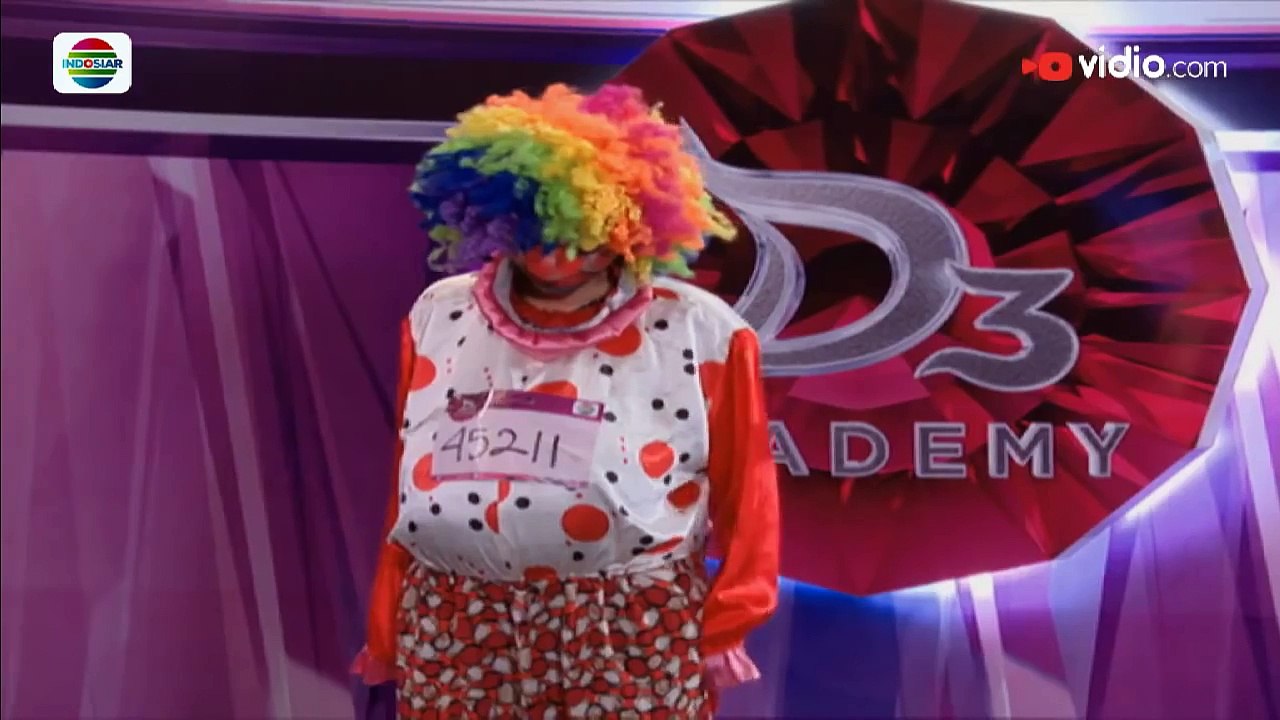 Badut Surprise di Audisi Bandung Audisi DA3 Bandung
