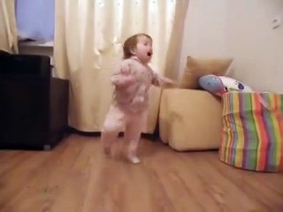 Злата танцует под Ace Of Base - All That She Wants.avi