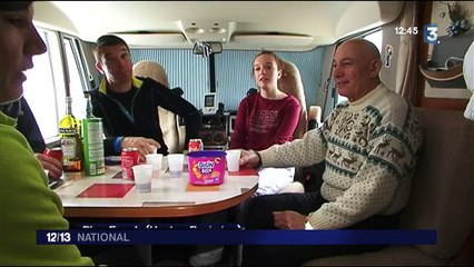 Vacances : le camping-car au pied des pistes de ski