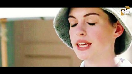 Anne Hathaway Gets TOPLESS In Bed With Jake Gyllenhaal