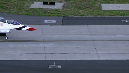 CRAZY STUNTS performed by US Air Force F-16 Aircraft