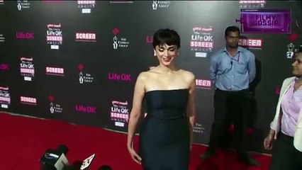 Sunny-Leone-Shower-Scene