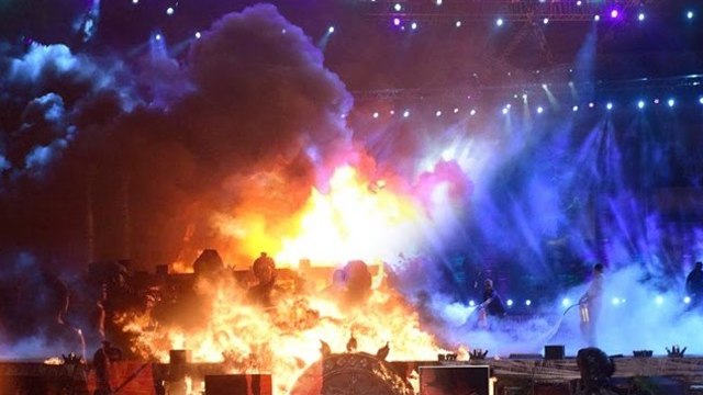 MASSIVE FIRE Breaks Out At 'Make In India' Event In Mumbai