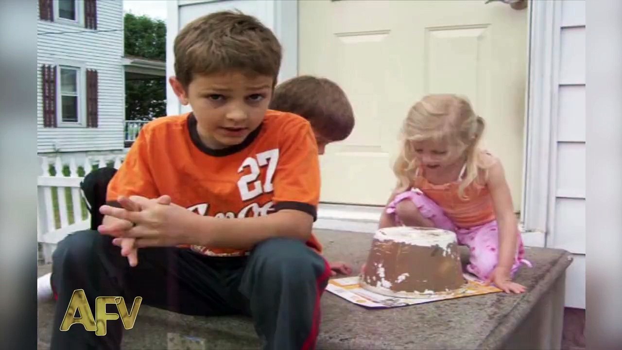 Un grand frère saboté par son frère et sa soeur