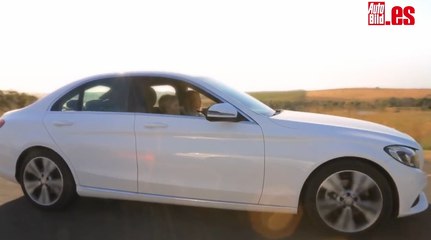 Mercedes Clase C en acción: buena música y mejores imágenes