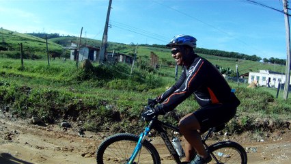 Venha pedalar conosco, Taubaté, SP, Brasil, bikers nas trilhas e nas montanhas, 2016, Marcelo Ambrogi