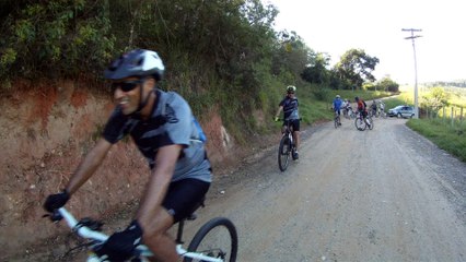 Venha pedalar conosco, Taubaté, SP, Brasil, bikers nas trilhas e nas montanhas, 2016, Marcelo Ambrogi