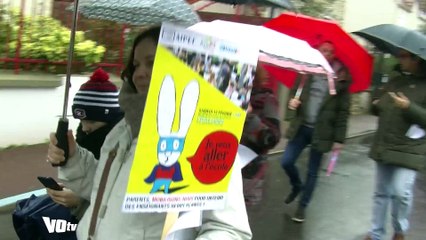 Les parents d'élèves manifestent à Franconville