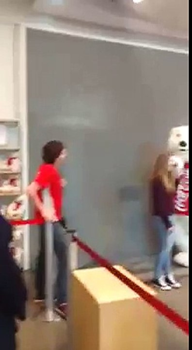 coca cola bear ... best ever coca cola advertising technique ever...