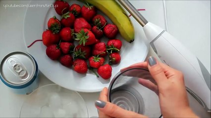 Как приготовить КЛУБНИЧНЫЙ СМУЗИ - Smoothie