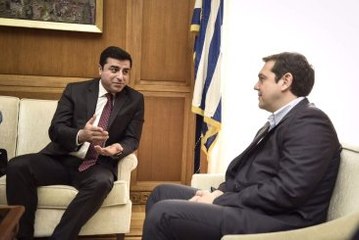 Çipras, Demirtaş'ı Başbakanlık Ofisinde Ağırlıyor
