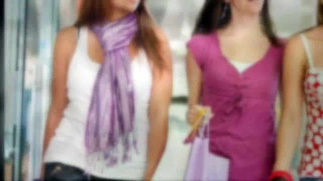 Top 5 Benefits Of Buying Wholesale Women Clothing