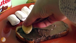 Поджаренный бутерброд с Нутеллой. ГОРЯЧИЙ БУТЕРБРОД с бананом, зефиром и Нутеллой - За 60 секунд