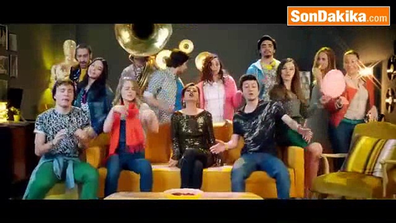 Yıldız Tilbe’nin 14 Şubat Bestesi İzlenme Rekoru Kırıyor -Stars tilbe the February 14 Bestesi