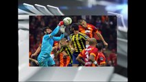 Wesley Sneijder derbide attığı iki golle Fener'i yaktı