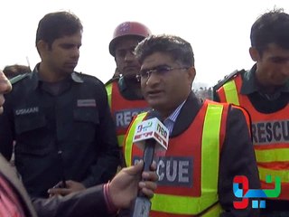 MANAWALA Accident between Car & LPG Gas Tanker