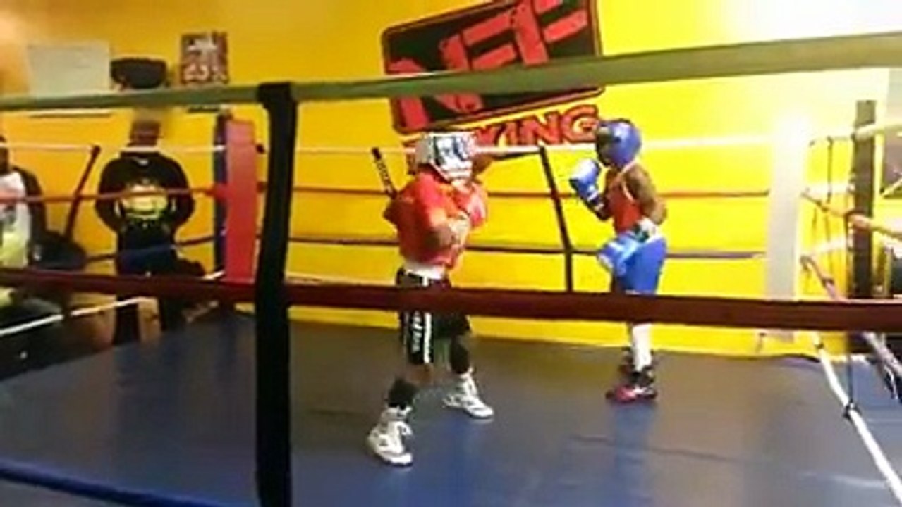 Future Boxing world champions, these 2 boys are talented